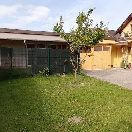 Michlfarm Lounge * קורנויבורג