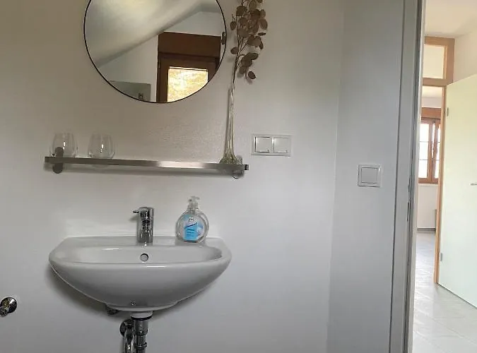 Michlfarm Lounge קורנויבורג